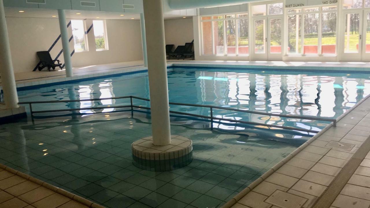 Appartement Ut & Thus, Resort Amelander Kaap ฮอลลุม ภายนอก รูปภาพ